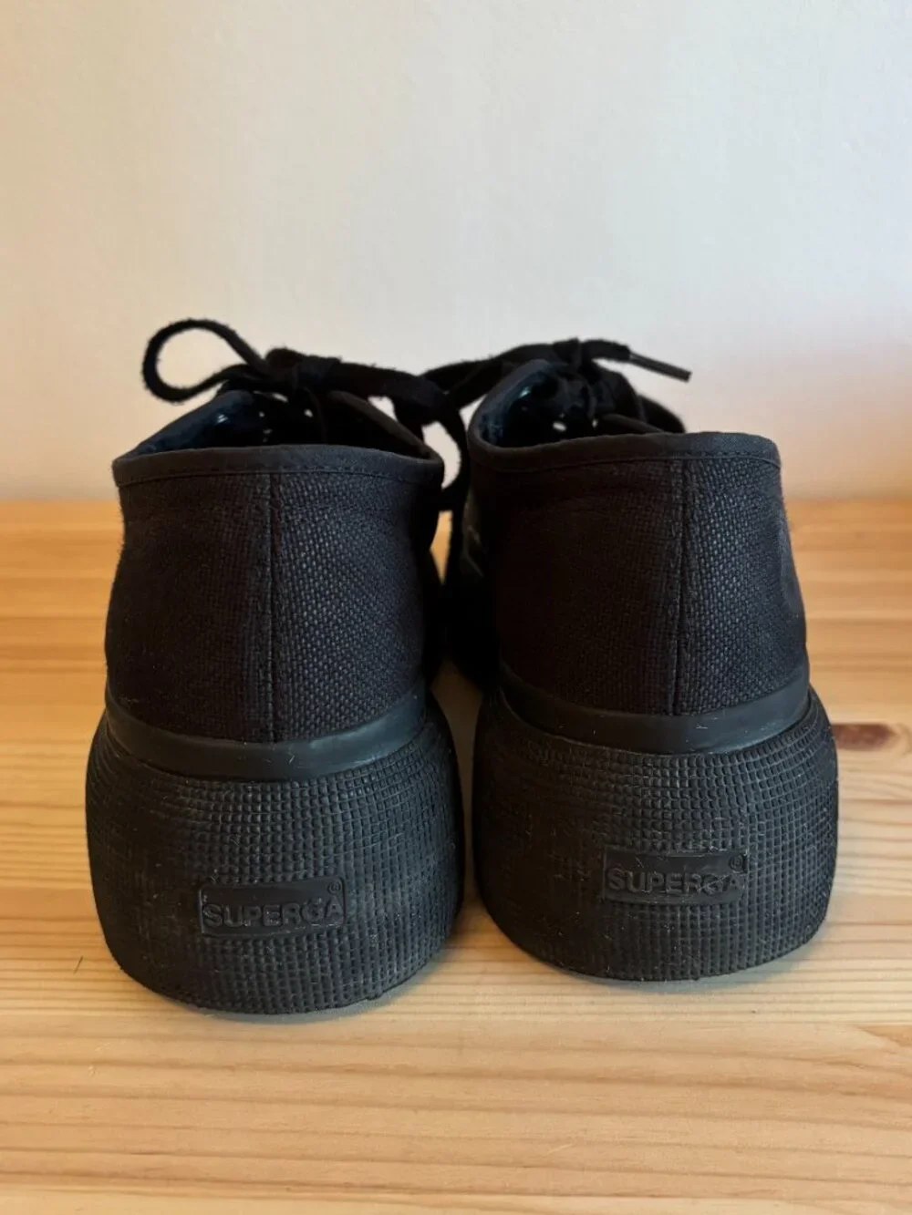 W8.5 Superga Black Platform Sneakers - Picture 2 of 8